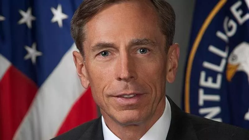 Petraeus: “La difesa israeliana ha vinto il primo round. La risposta arriverà ma non sarà un’escalation”