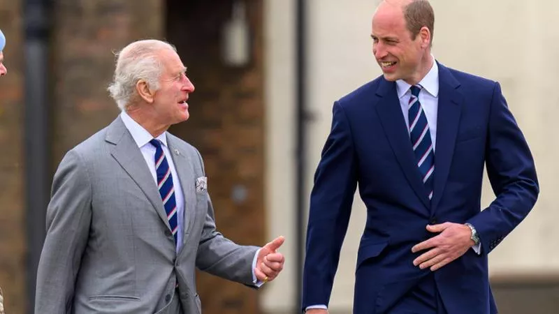 Daily Crown, il re Carlo e il principe William vorrebbero togliere a Harry e Meghan i titoli reali