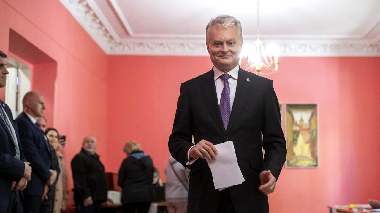In Lituania Nauseda vince le presidenziali, ma è ballottaggio con la premier Simonyte