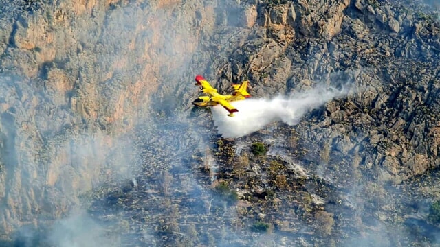 Via libera alla produzione dei primi Canadair 'europei' (ma arriveranno solo nel 2027)