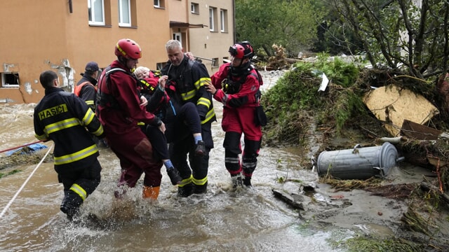 Cosa c'entra il cambiamento climatico con le alluvioni in cui sono morte 24 persone in Europa