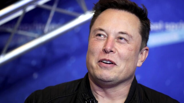 Elon Musk alla conquista di Marte: "Tra due anni le prime astronavi, tra 20 ci viviamo"