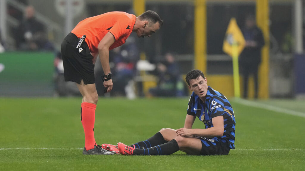 Inter, Pavard out per infortunio: i tempi di recupero