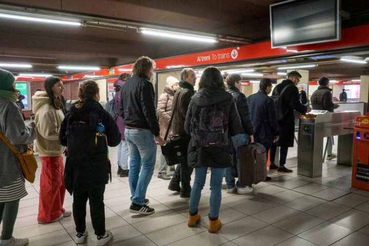 Sciopero dei mezzi pubblici oggi venerdì 8 novembre 2024: tutti gli orari e le linee garantite