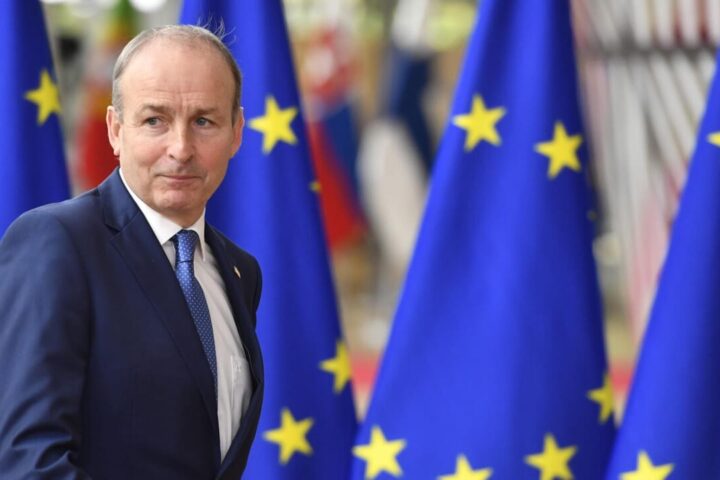 Accordo in Irlanda: il liberale Micheal Martin torna premier