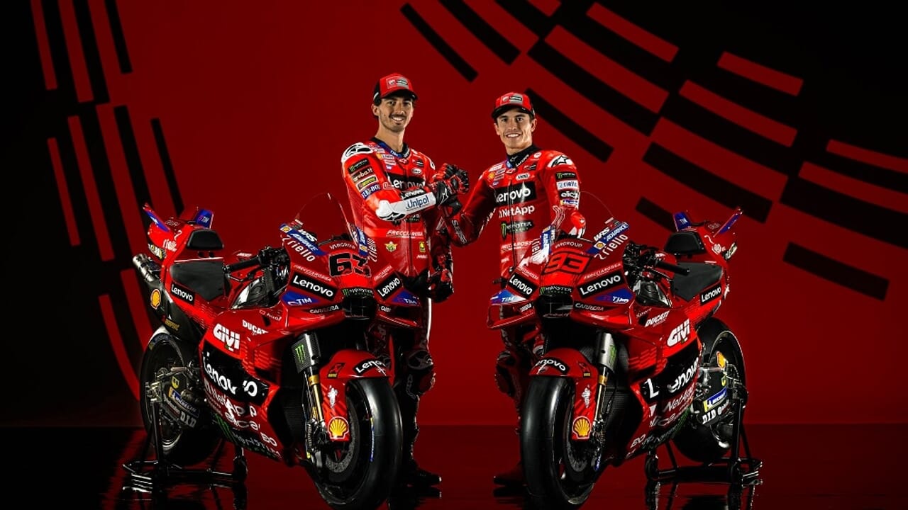 La Ducati 2025 si presenta a Madonna di Campiglio: com'è la Desmosedici GP25 di Bagnaia e Marquez