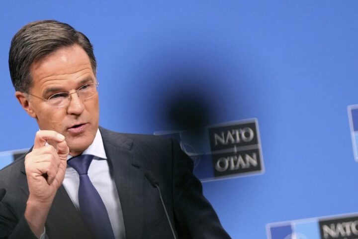 Rutte: "La sicurezza dell'Europa dipende dall'esito della guerra in Ucraina"