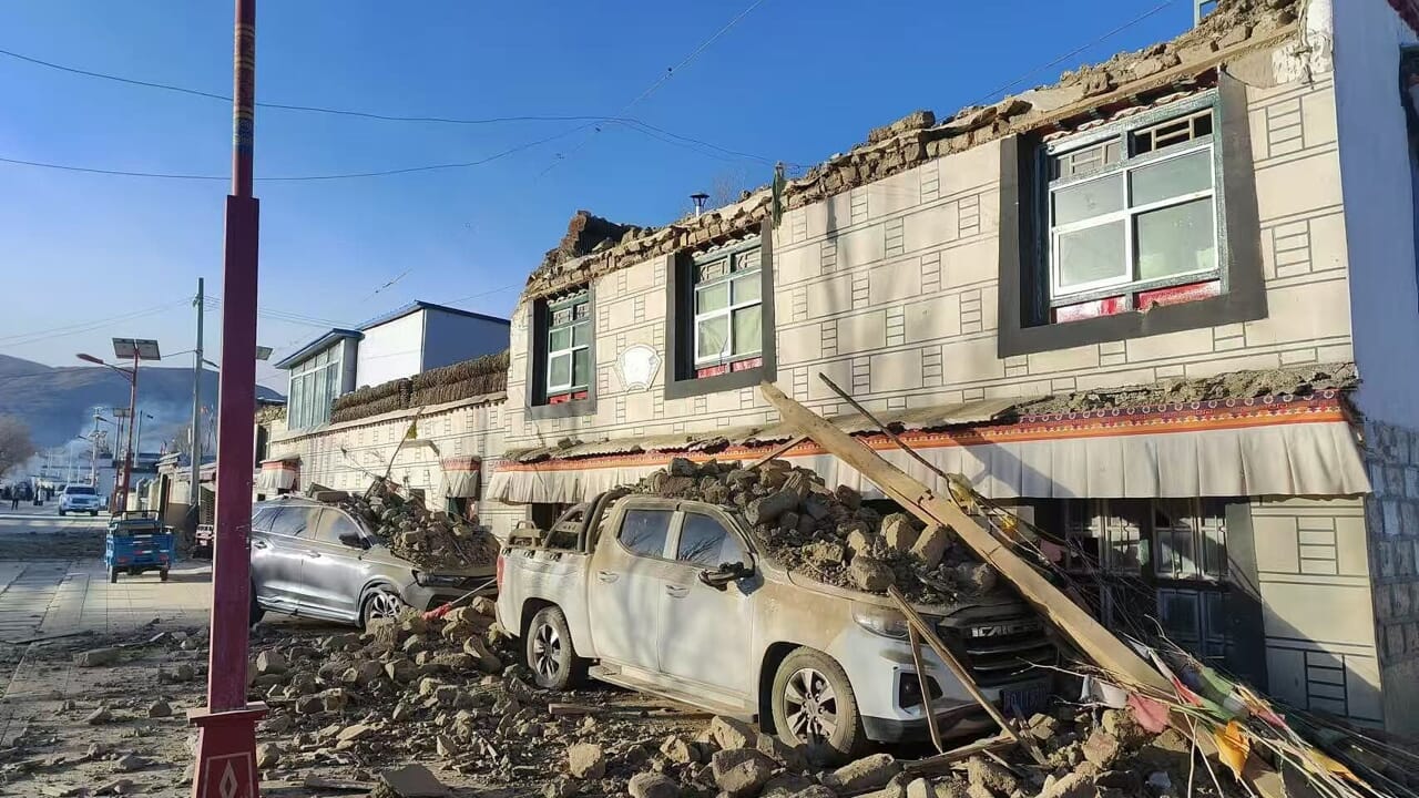 Violento terremoto di magnitudo 7.1 in Tibet: decine di morti e feriti