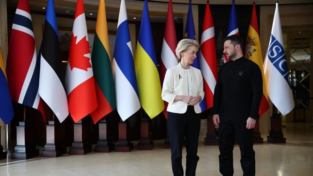 Nuove sanzioni Ue contro la Russia: "La colpiremo finché non dimostra di volere la pace"