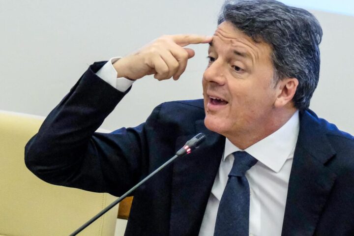 La vendetta di Renzi: "Basta doppio lavoro per i parlamentari" -- La vendetta di Renzi: "Basta doppio lavoro per i parlamentari" https://www.today.it/politica/proposta-legge-renzi-basta-doppio-lavoro-parlamentari.html © Today