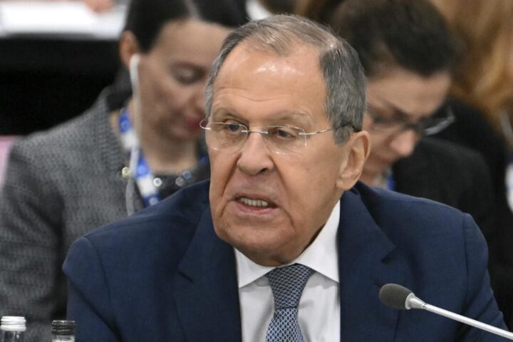 Lavrov loda Trump e poi detta le condizioni di Mosca per i negoziati