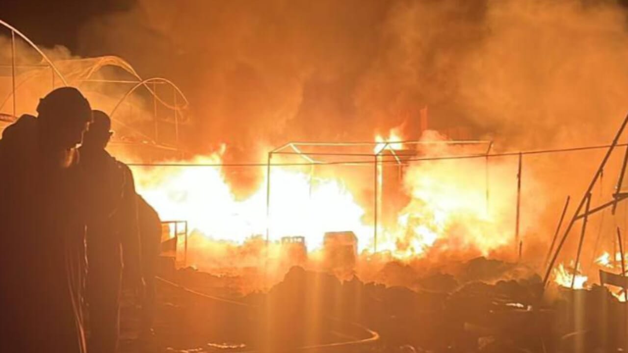 Le bombe di Israele rompono la tregua a Gaza: più di 300 morti