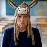 Meloni non solo non si riconosce nel Manifesto di Ventotene ma neppure nella Costituzione... che ha ripreso i passaggi da lei citati!