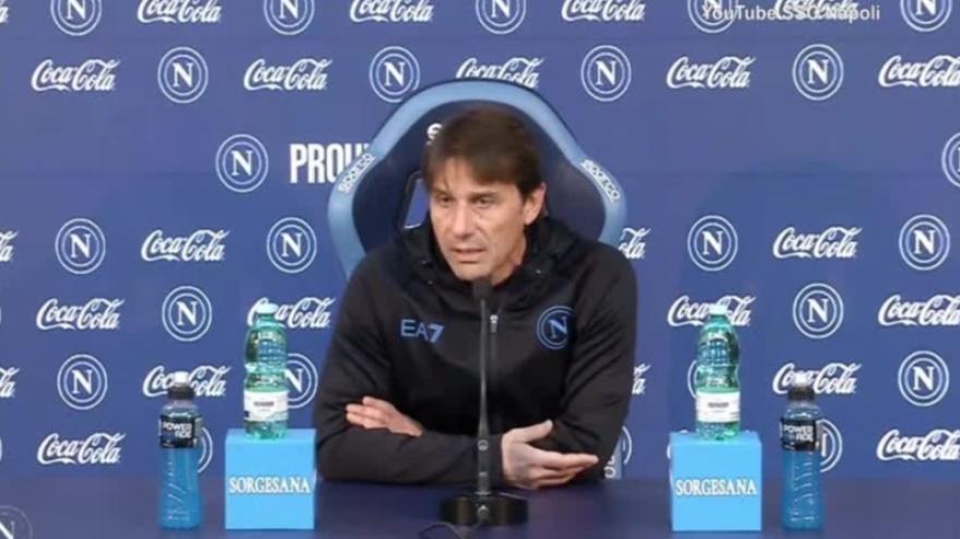 Conte: “Ringraziate il Napoli se tiene vivo questo Scudetto altrimenti si venderebbero meno giornali”