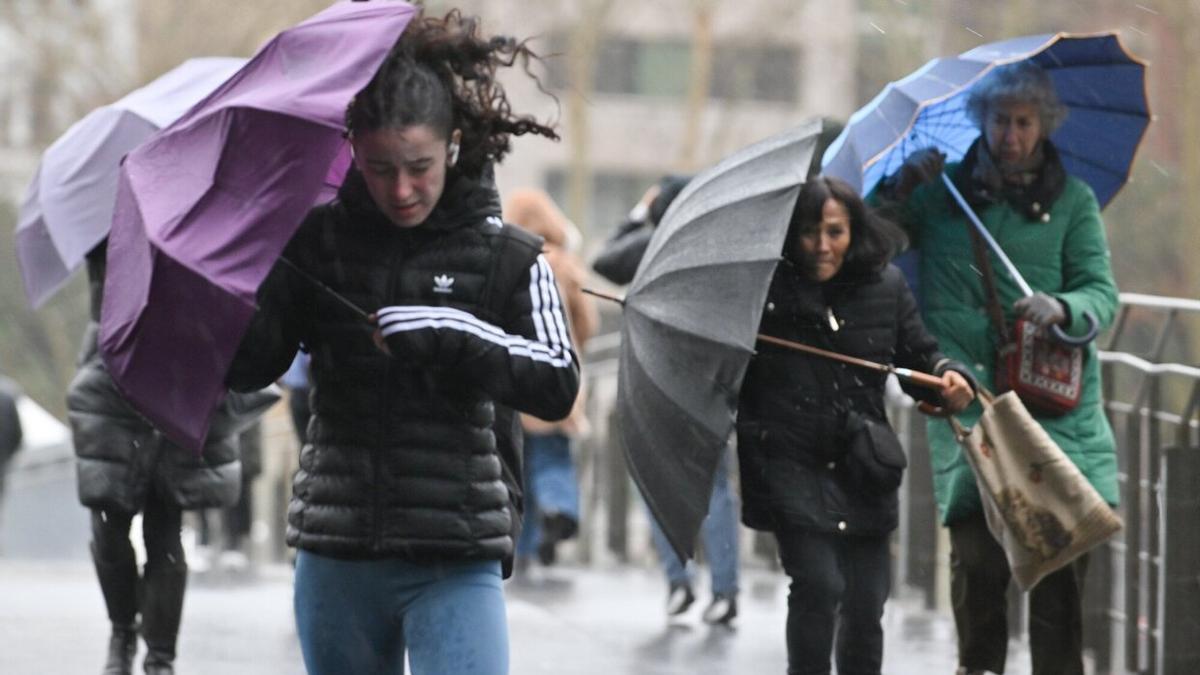 Euskadi activa el aviso amarillo por rachas de viento sureste de más de 100 km/h