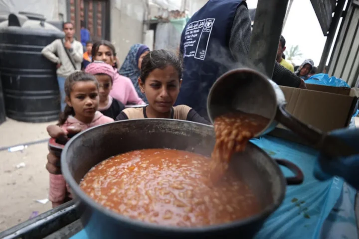 Lo Stato canaglia di Israele è responsabie dell'ennesimo crimine di guerra affamando la popolazione di Gaza nel più assoluto menefreghismo della comunità internazionale