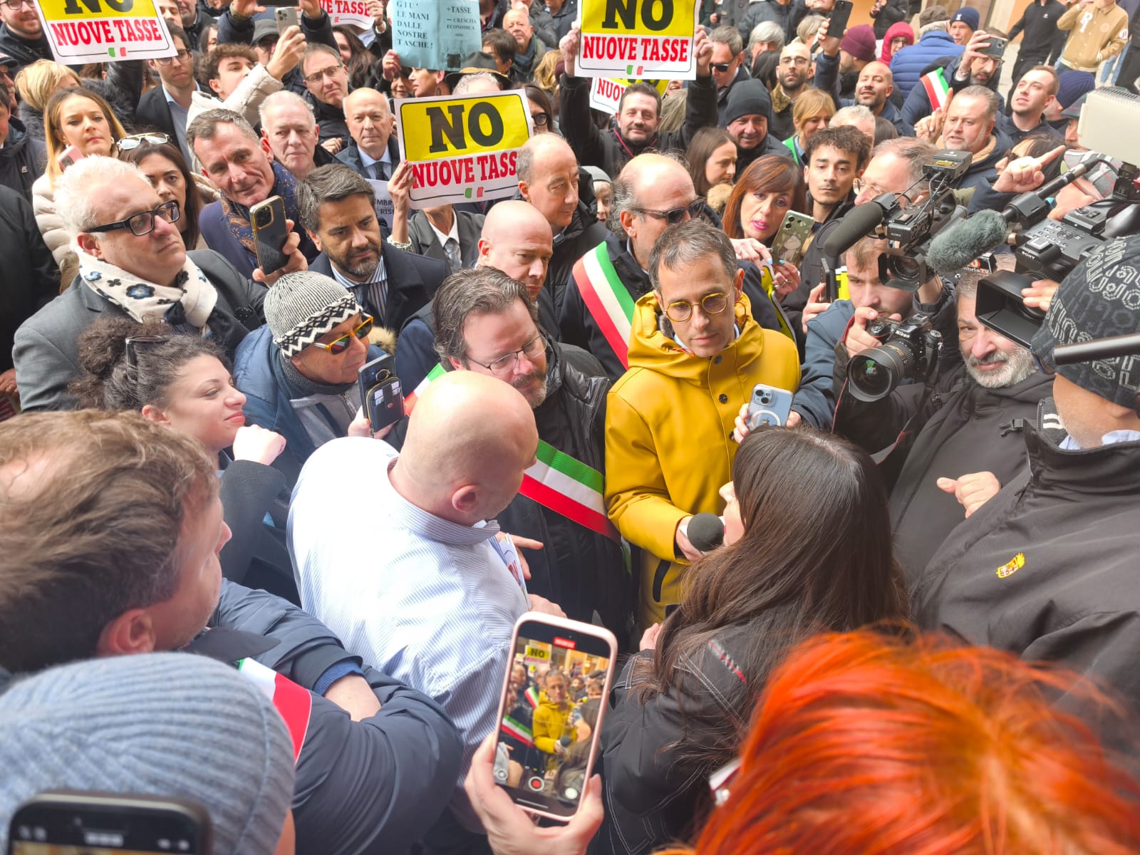 “No nuove tasse”, i sindaci di centrodestra (con Bandecchi) sotto la Regione