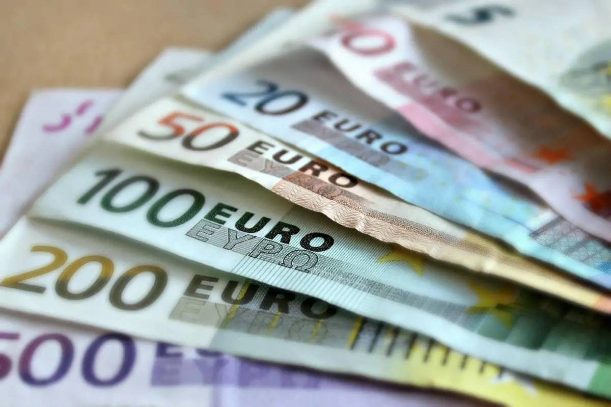 Prendere lo stipendio anche senza lavorare: com’è andato l’esperimento sul reddito di base in Germania