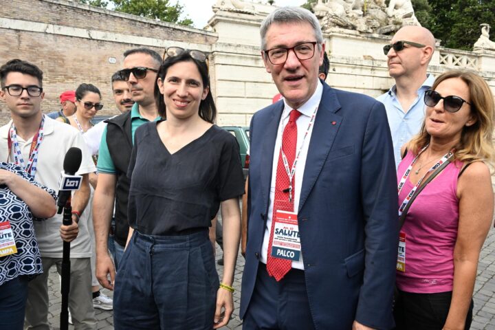 "Se non risponderà sarà mobilitazione". L'ennesimo proclama di Landini contro il governo