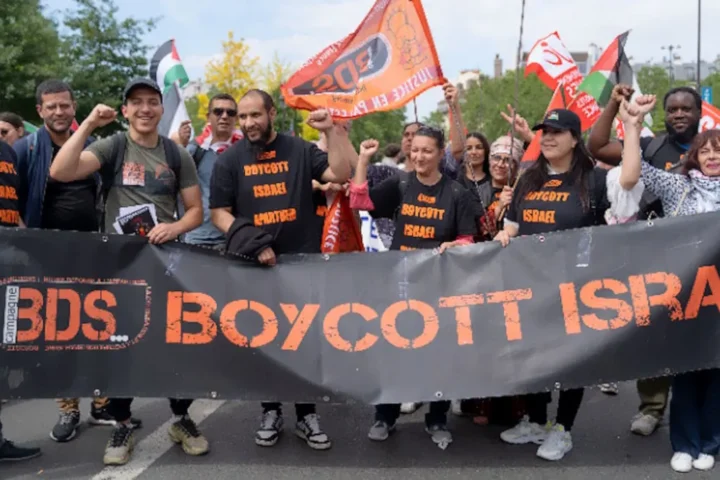 Berlino mette nel mirino il movimento BDS: "Estremismo anticostituzionale legato all'estero"