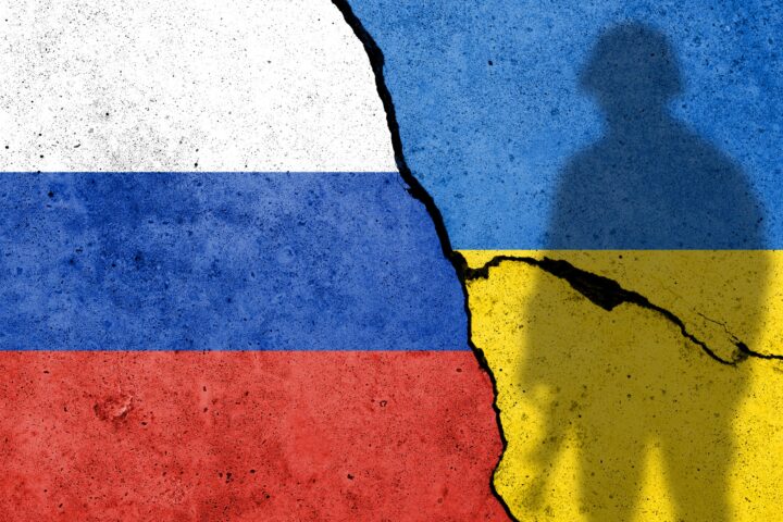 Da tre anni il mondo è sotto l’influenza della guerra scatenata dalla Russia contro l’Ucraina, i cui effetti hanno un impatto significativo sull’evoluzione della dinamica politica globale.