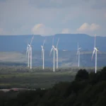 Eolico e solare, Tar smonta in parte decreto su aree idonee: in Umbria legge da rivedere