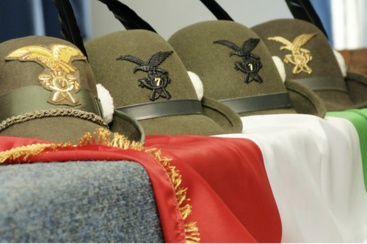 Biella, «faccetta nera» all’adunata degli Alpini