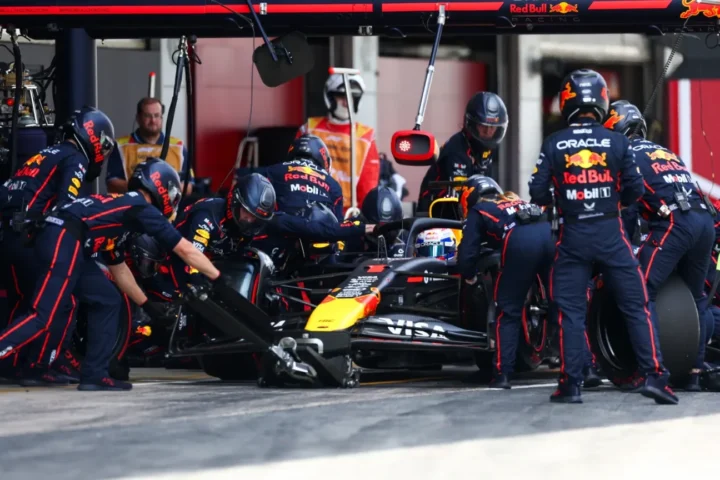 F1 | POSSIBILE SQUALIFICA PER VERSTAPPEN: SPUNTA GIÀ IL NOME DEL SOSTITUTO?