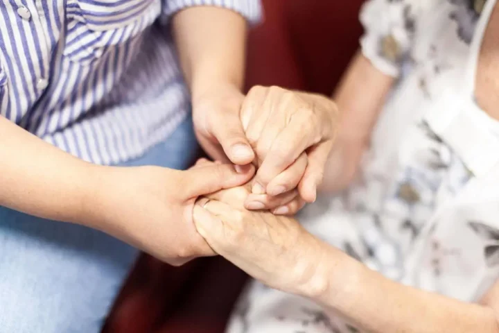 Fine vita, il centrodestra trova la quadra