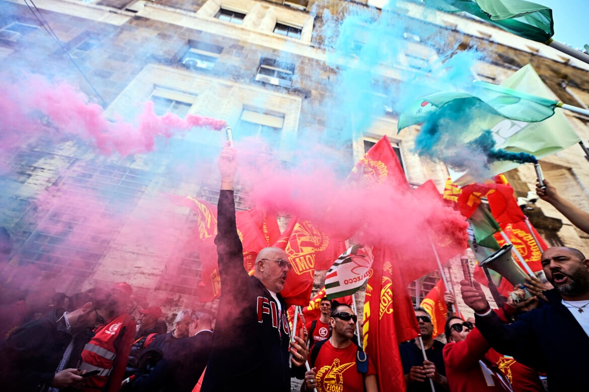 Reggio Emilia, licenziate e sostituite dal software