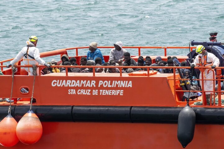 Accordo sui migranti minorenni non accompagnati alle Canarie