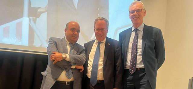 Ambasciatore Llewellyn: eccellente relazione tra Italia e Regno Unito, appartamenti finanziati per 40 famiglie a San Salvador