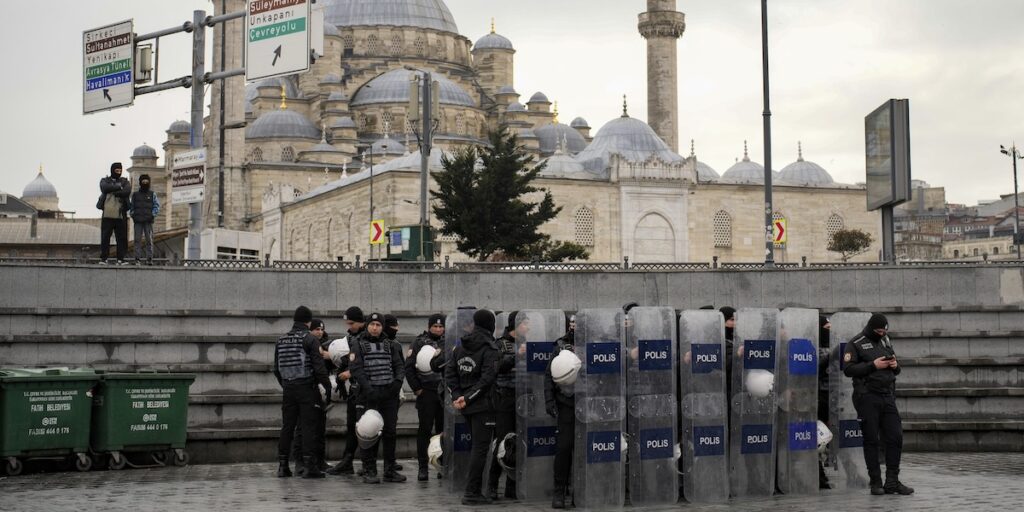 Arrestate in Turchia 239 persone collegate a Fethullah Gülen