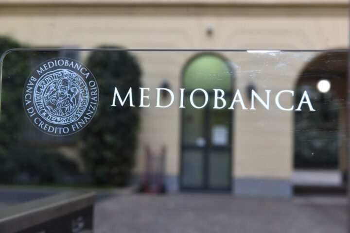 Bce approva l'Ops totale su Mediobanca da parte di Mps