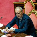 Calderoli rivede la sua posizione e sostiene il quorum che intendeva abolire