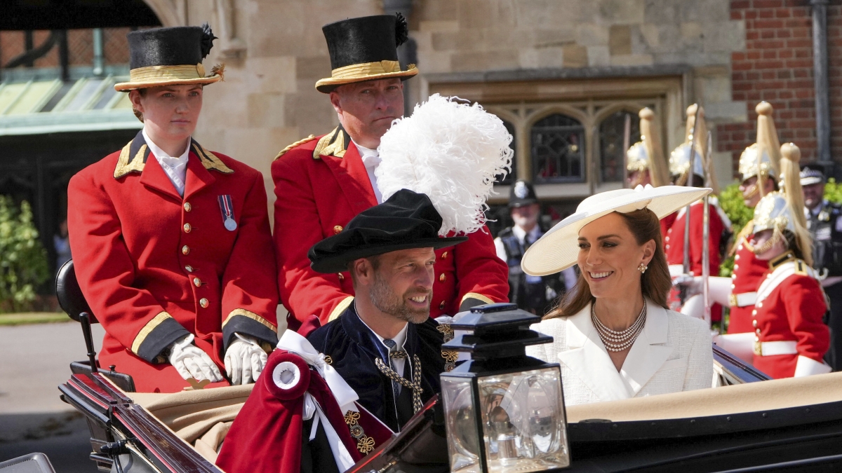 Carlo, Camilla, William e Kate all'Ordine della Giarrettiera, ma Kate salta Ascot: prima rinuncia dopo mesi di assenze...