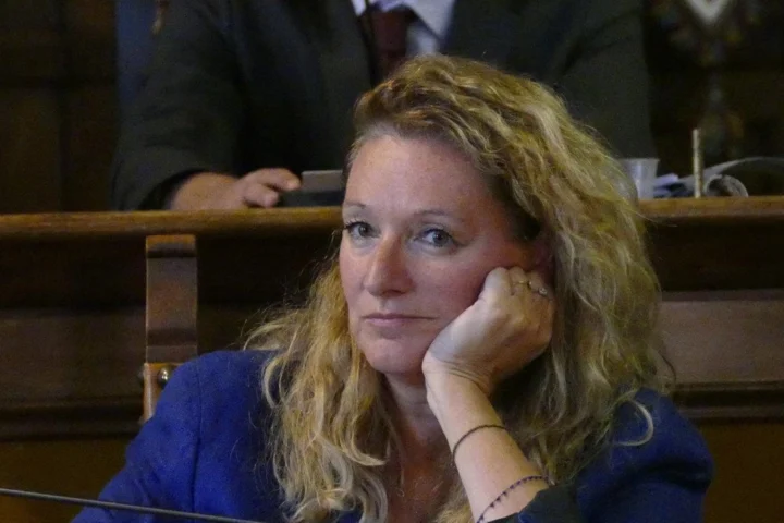 Corruzione a Prato: si dimette la sindaca, indagini sul vice