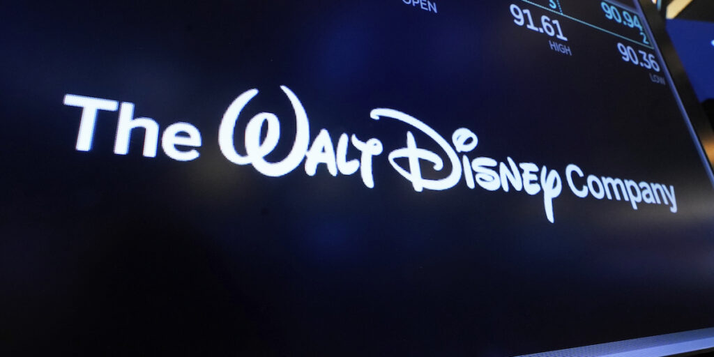Disney e Universal denunciano Midjourney per violazione del copyright