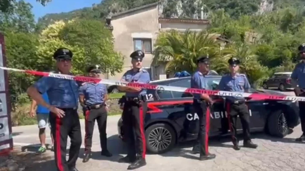 Il ladro sorpreso e ucciso: il corpo nascosto tra i rovi