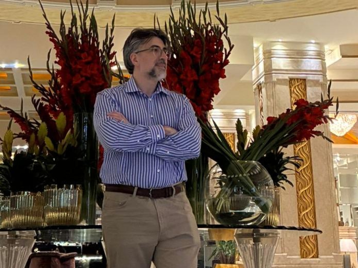 Il traduttore in fuga dall'Iran: «Cinque ore di viaggio e una notte insonne per abbandonare Teheran»