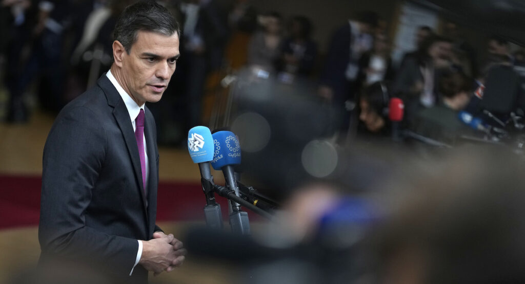 In Spagna, un alto esponente del partito del premier Sánchez si è dimesso a causa di uno scandalo di corruzione. Al Cairo, i...