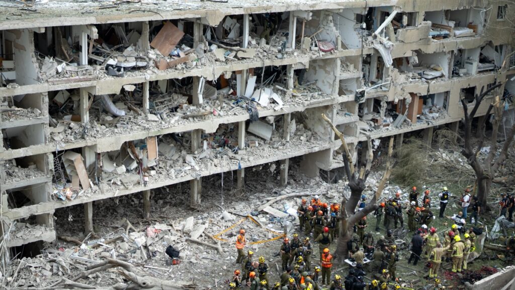 Iran lancia almeno 25 missili su Tel Aviv in risposta all'attacco israele