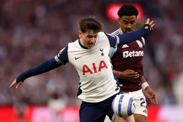 La Juventus è interessata a Mikey Moore del Tottenham.