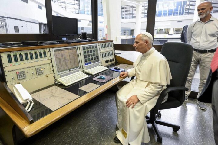 L'appello del Papa: "Troppi innocenti perdono la vita. Uniamo le forze per trovare soluzioni"