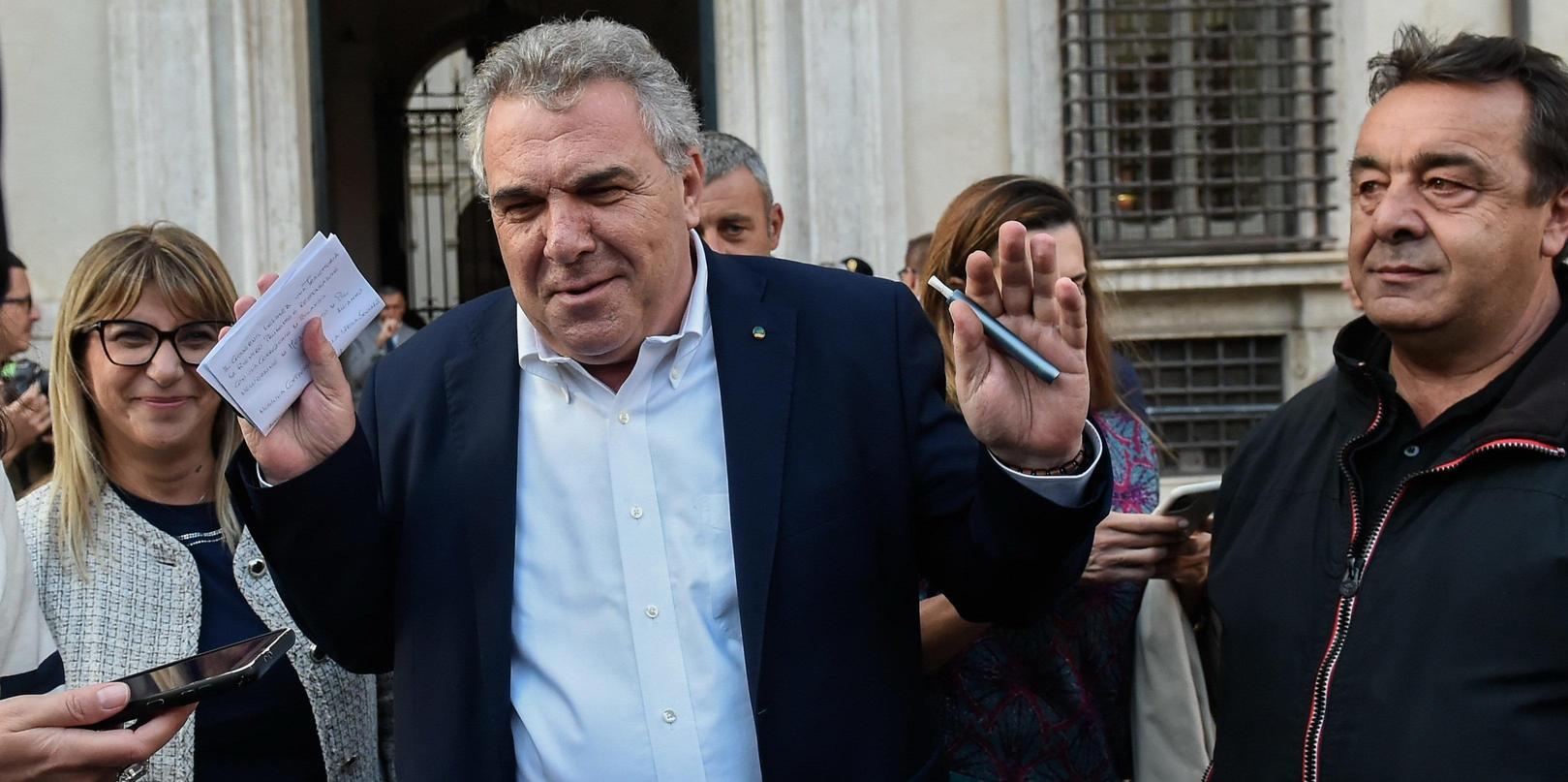Luigi Sbarra entra nel governo: dalla Cisl a Palazzo Chigi come sottosegretario al Sud.