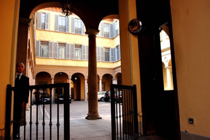 Mediobanca in difficoltà tenta nuovamente con il "concerto"