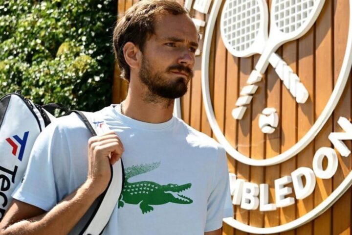 Medvedev deluso dalla sconfitta: "Bonzi a Halle non riusciva a fare due colpi consecutivi"