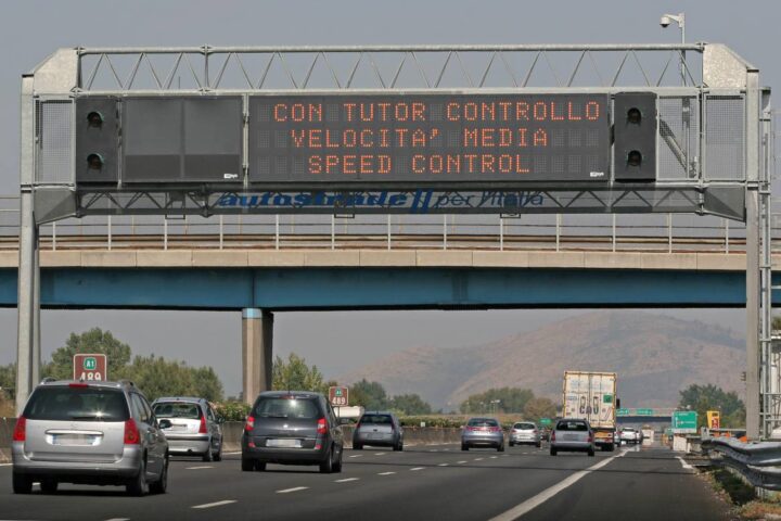 Multa stradali senza eccezioni: Tutor e autovelox a confronto. Tolleranza e limiti: tutto quello che devi sapere per orientarti...