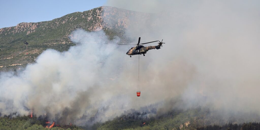Oltre 50.000 evacuati per gli incendi in Turchia