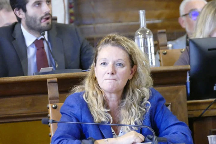Prato, inchiesta per corruzione: Bugetti non arrestato, Matteini Bresci ai domiciliari